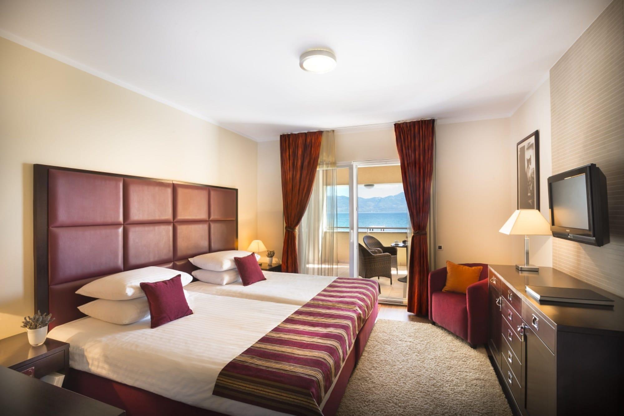Valamar Atrium Residence Baska  Ngoại thất bức ảnh