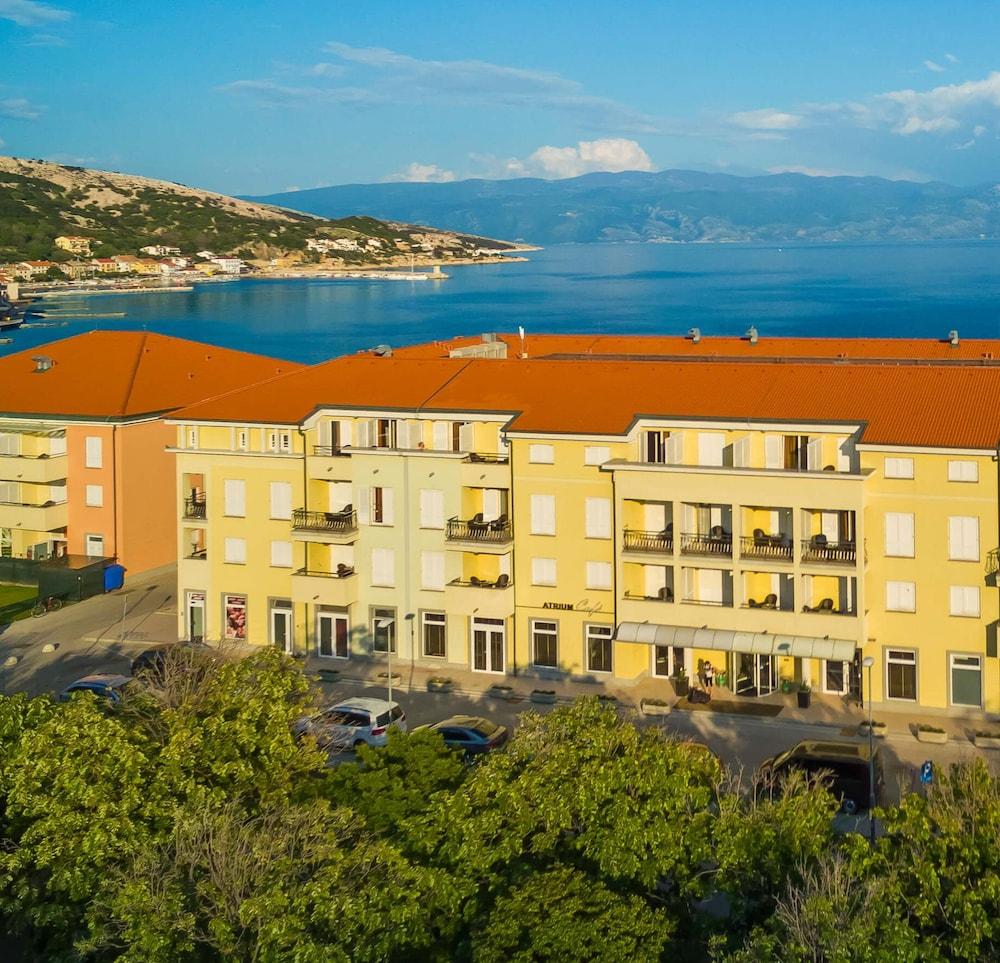 Valamar Atrium Residence Baska  Ngoại thất bức ảnh