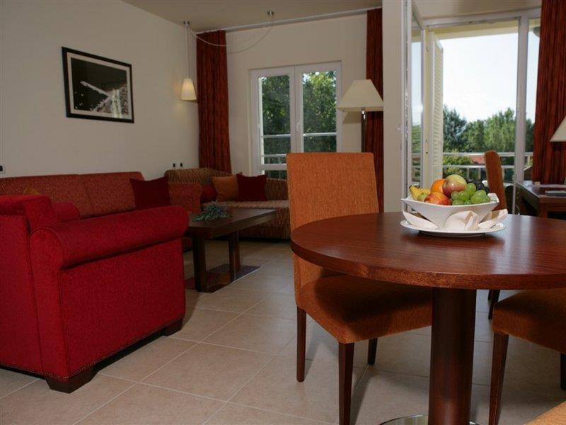 Valamar Atrium Residence Baska  Ngoại thất bức ảnh
