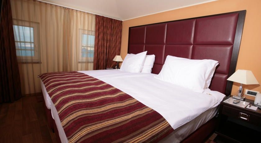 Valamar Atrium Residence Baska  Ngoại thất bức ảnh