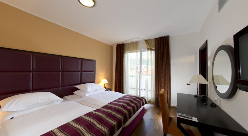 Valamar Atrium Residence Baska  Ngoại thất bức ảnh