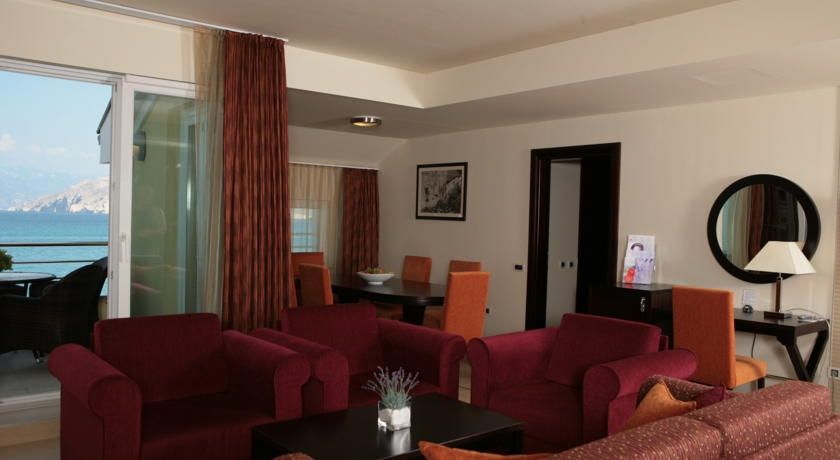 Valamar Atrium Residence Baska  Ngoại thất bức ảnh