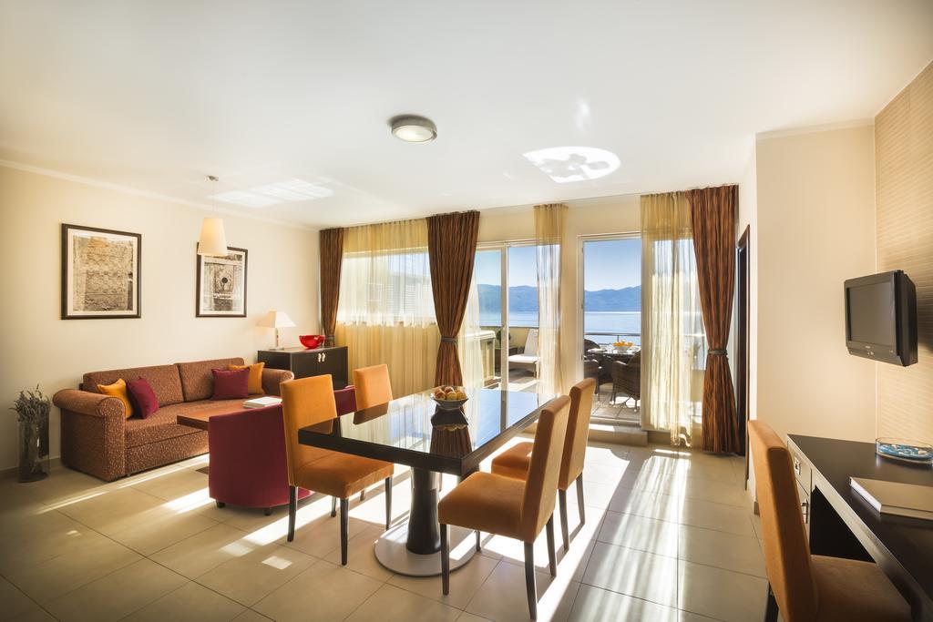 Valamar Atrium Residence Baska  Ngoại thất bức ảnh